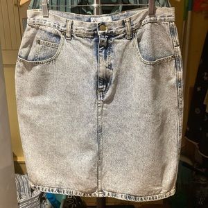 80s vintage acid washed denim skirt